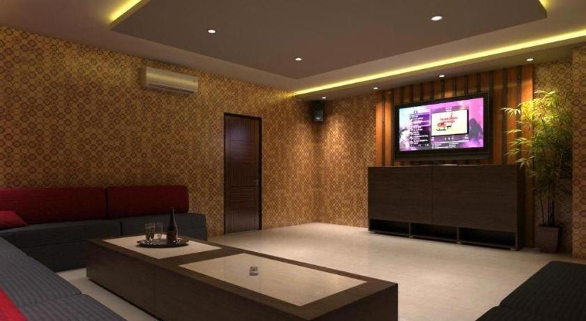 Win Grand Hotel Bekasi Exterior photo